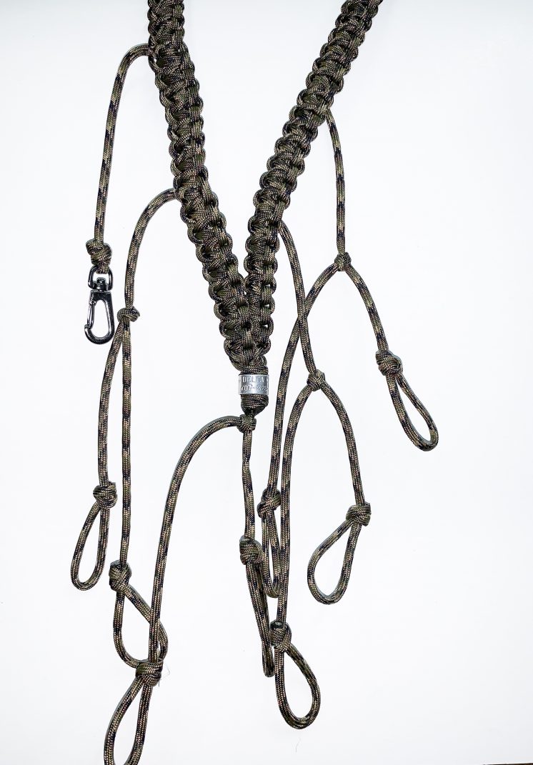 Delta Zipper Call Lanyard
